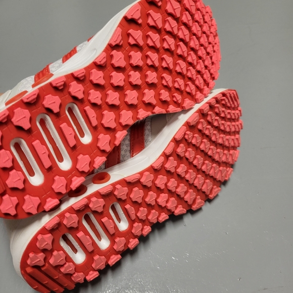 Adidas LA Trainers II - size 6 - Picture 5 of 7